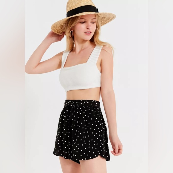 Urban Outfitters Greenwich Polka Dot Drawstring Short - Picture 1 of 10